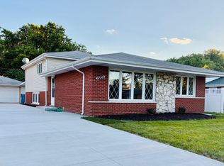 10824 S Laramie Ave, Oak Lawn, IL 60453