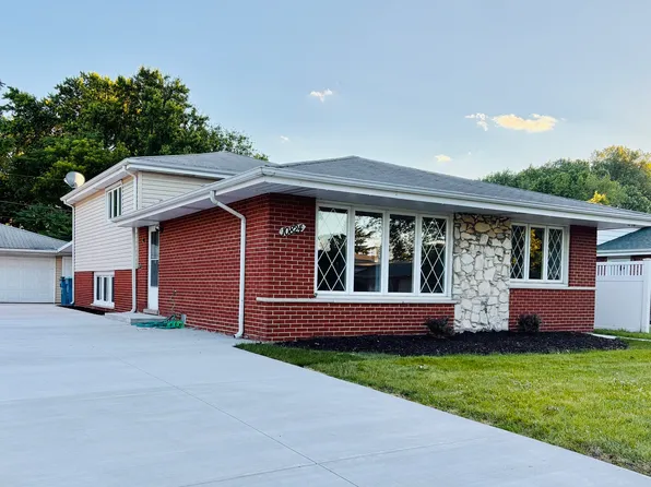 10824 S Laramie Ave, Oak Lawn, IL 60453