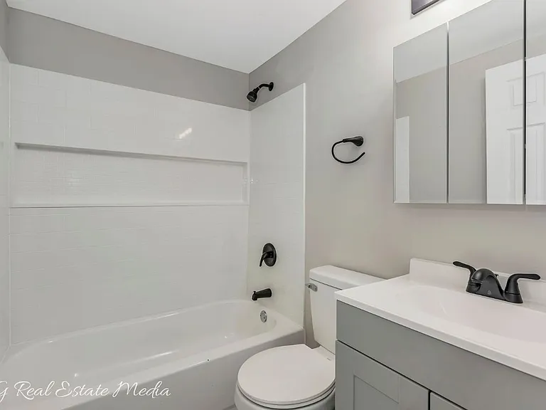 2455 Montana Ave #2 — Photo 13