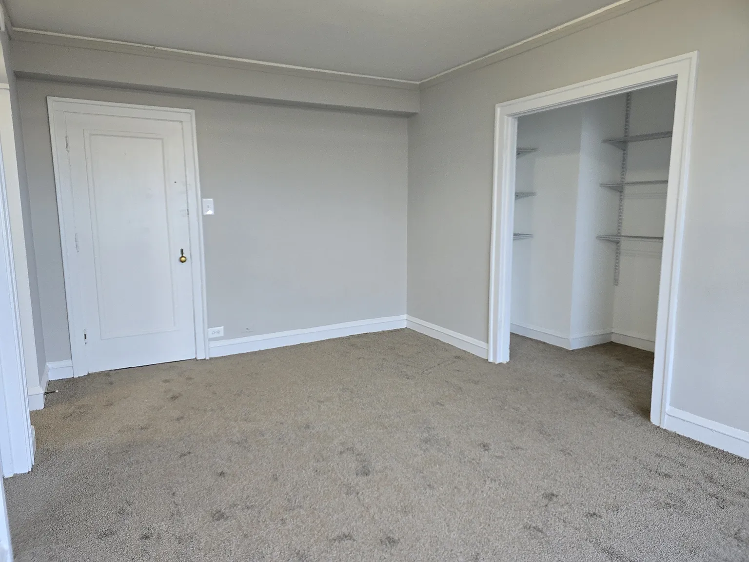Oak Crest — Photo 3