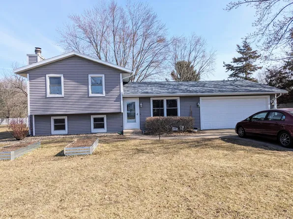 N5642 Sunset Dr, Onalaska, WI 54650