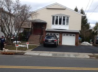 275 Warburton Ave, Hawthorne, NJ 07506