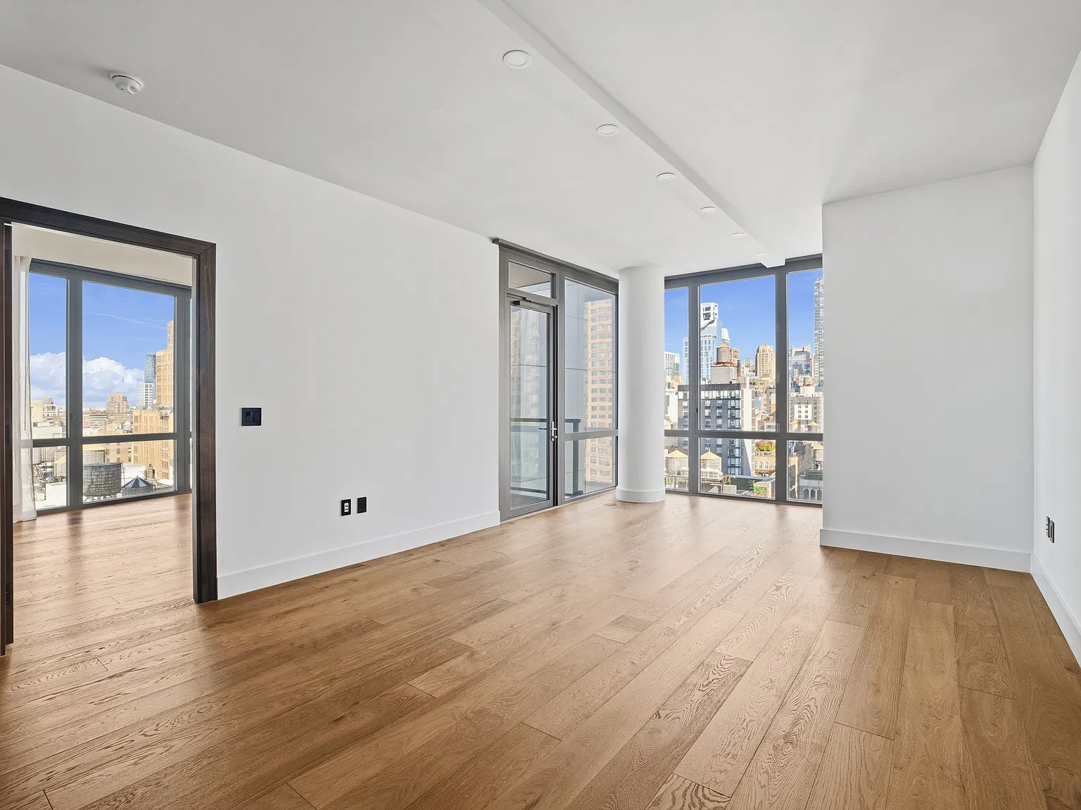 101 West 24th Street — Photo 1