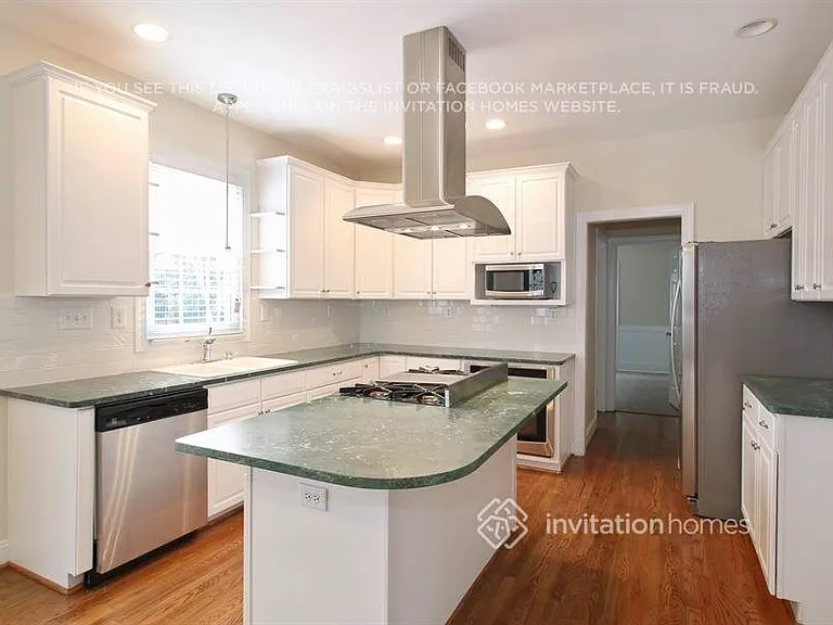 5633 Legacy Cir — Photo 7