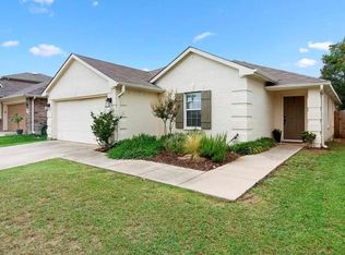 13501 Lost Spurs Rd, Roanoke, TX 76262