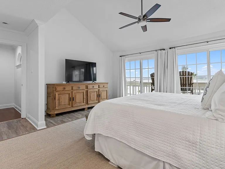 717 Bienville Blvd #B2 — Photo 31
