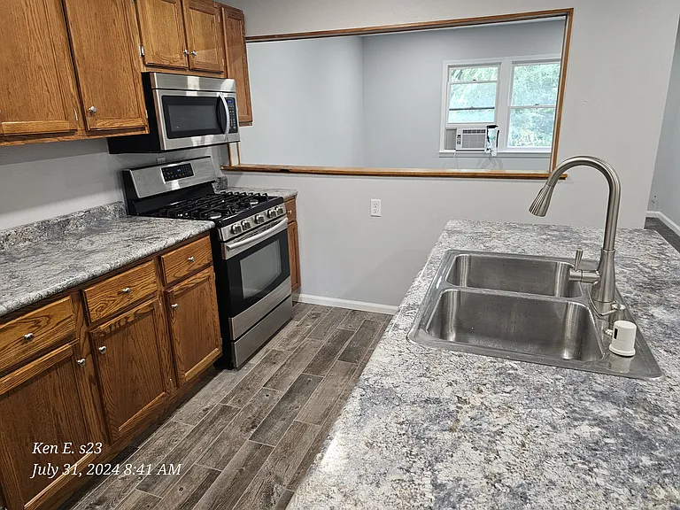 26154 Rogers Rd #C — Photo 36