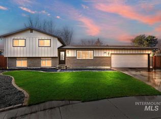10667 W Cranberry St, Boise, ID 83713