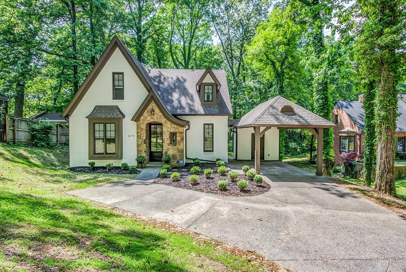 1279 W Crestwood Dr, Memphis, TN 38119 Zillow
