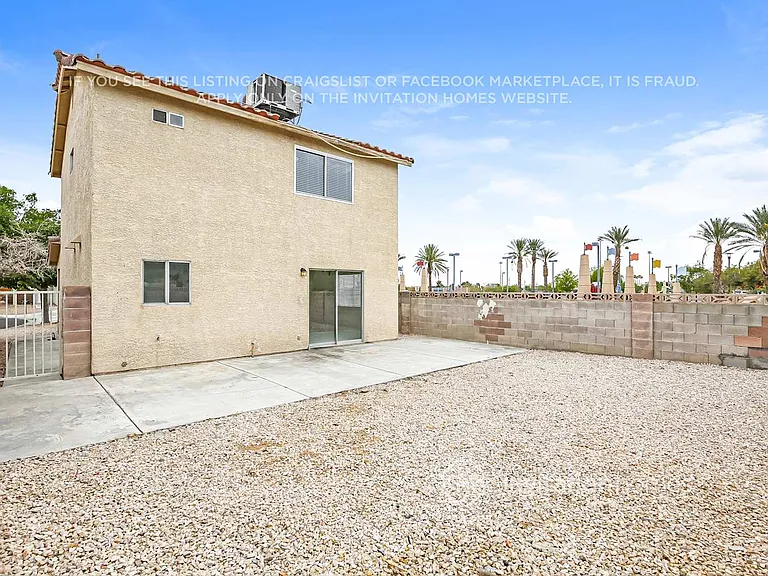 901 Calico Hills Ct — Photo 17