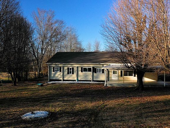4th image of 2386 Old Clarksville Pike