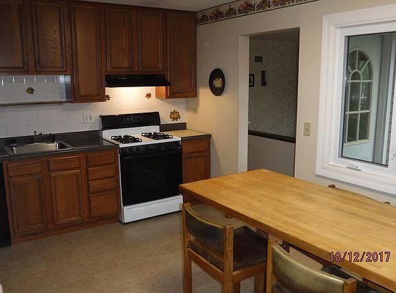 2nd image of 6728 Wainwright Dr