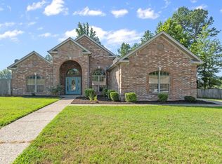 2276 Pleasant Forest Dr, Benton, AR 72015
