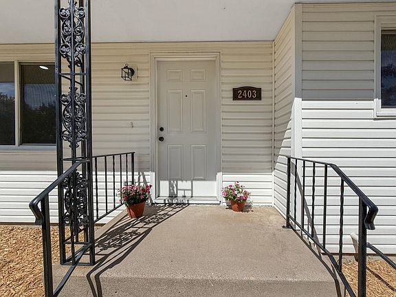 4th image of 2403 18th St S
