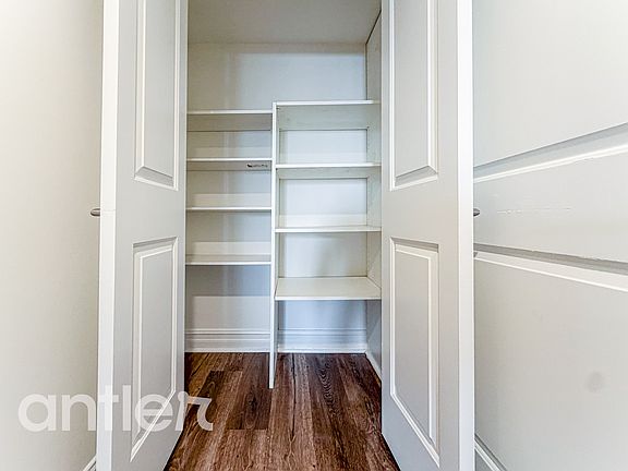 4th image of 1241 S Sherbourne Dr #N104