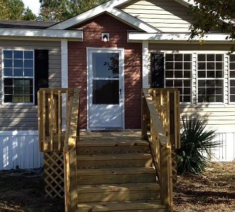 5th image of 592 Arbor Dr SE