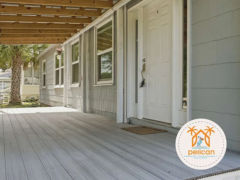 116 SE Gilliland Rd — Photo 2