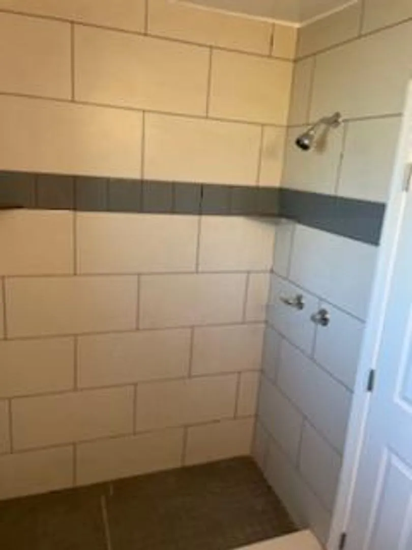 newly renovated 1bd 1 bth unit in phx — Photo 3