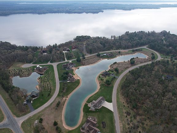 2nd image of N8151 Baileys Blvd