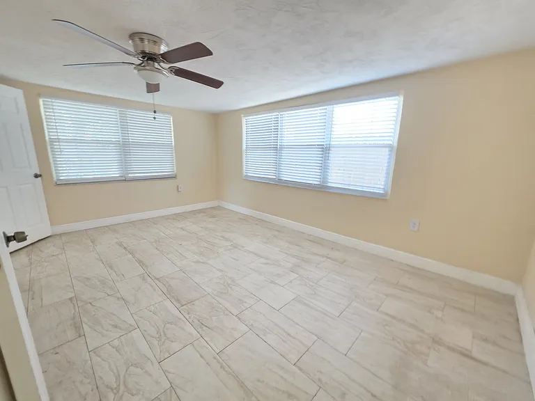7730 Greybirch Ter — Photo 18