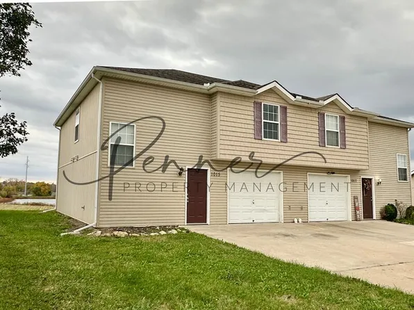 1015 NW Willow Dr, Grain Valley, MO 64029