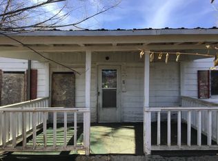 1266 Young St, Raton, NM 87740