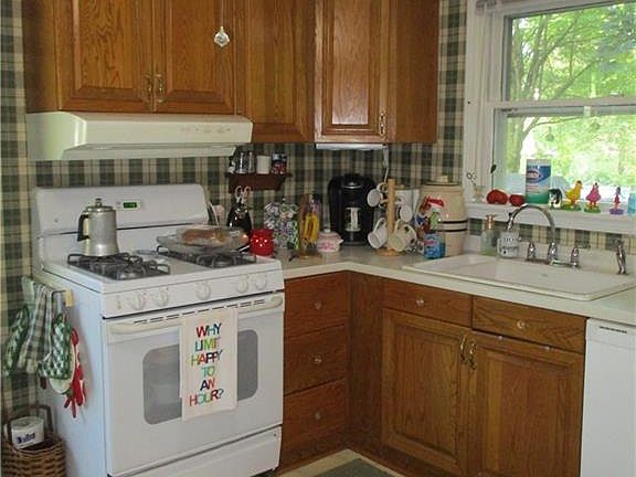 2nd image of 6086 N Wright St