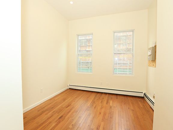 3rd image of 1741 Davidson Ave Floor 2