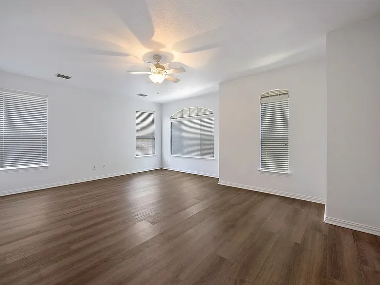 1700 Little River Ct — Photo 25