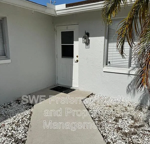 533 SE 6th Ave #2 — Photo 12