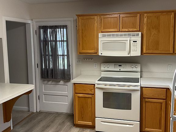 4th image of 1448 Orange Cir S