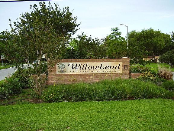 4th image of 4861 Briarbend Dr