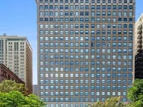 330 S Michigan Ave APT 1513, Chicago, IL 60604