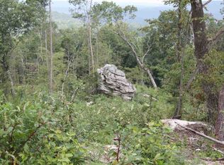 Saylor Cir, Arab, AL 35016