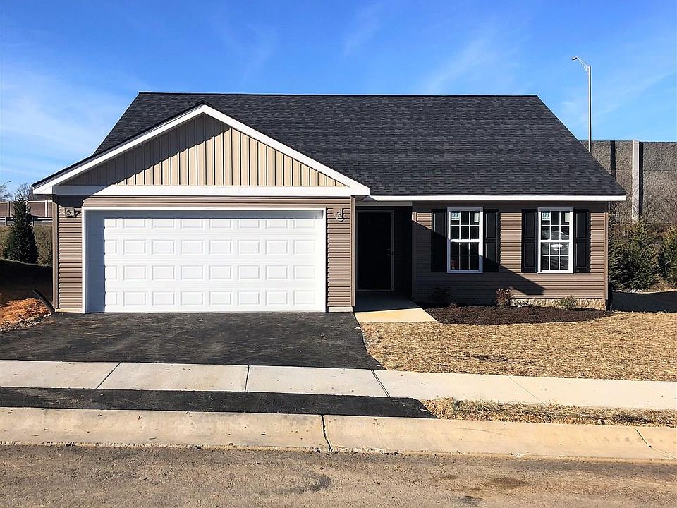 1st image of 2110 Glade Dr SE