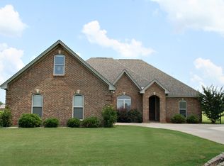 176 Village Way, Wetumpka, AL 36093