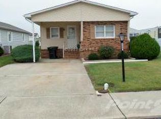122 S Ocean Dr, Ocean City, MD
