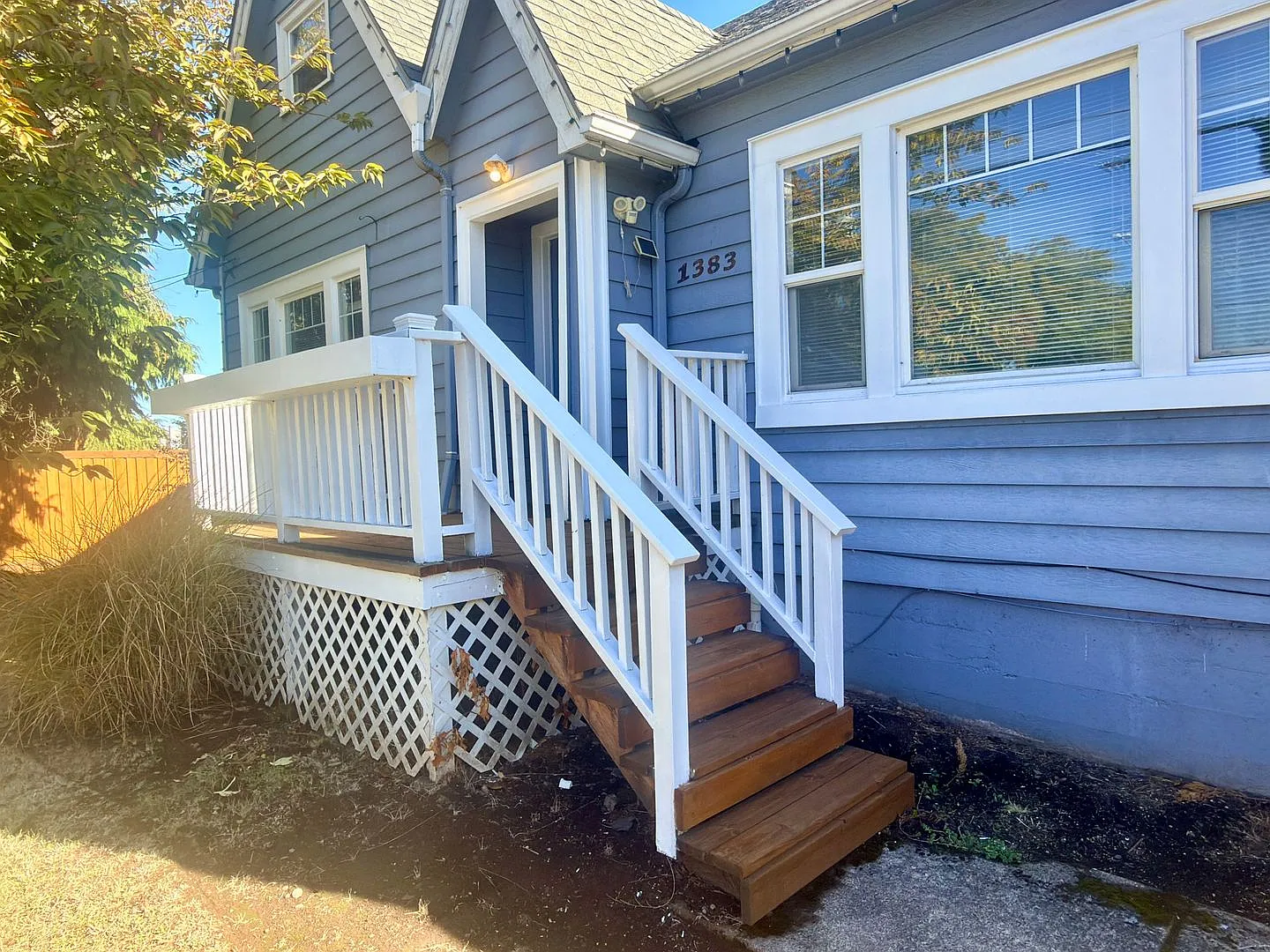 1383Coburg - FH — Photo 1