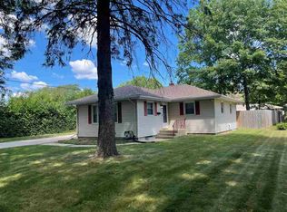 3412 Seward Ave, Rockford, IL 61108