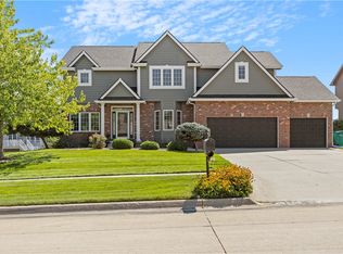 413 NE Mission Ct, Ankeny, IA 50021