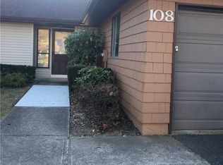 108 Scarlett Dr, Commack, NY