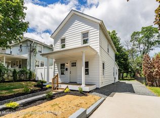 73 Main St, Englishtown, NJ 07726
