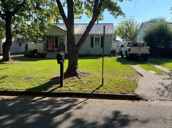 1016 9th Ave SE, Decatur, AL 35601