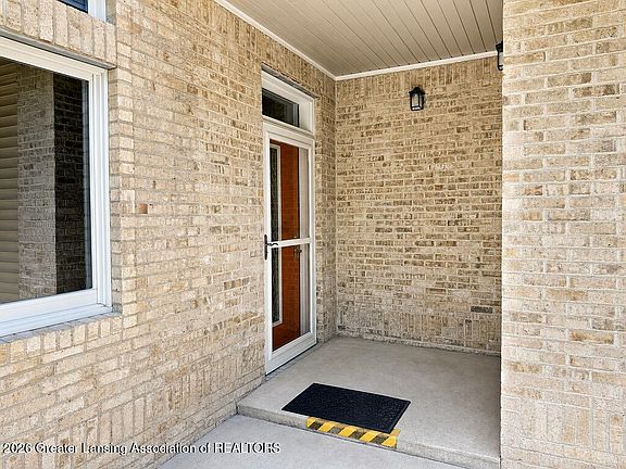 3rd image of 5531 Songbird Point #6
