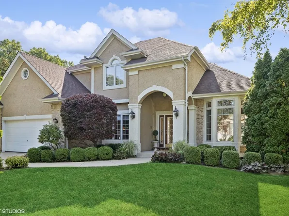 821 High Ridge Ct, Darien, IL 60561