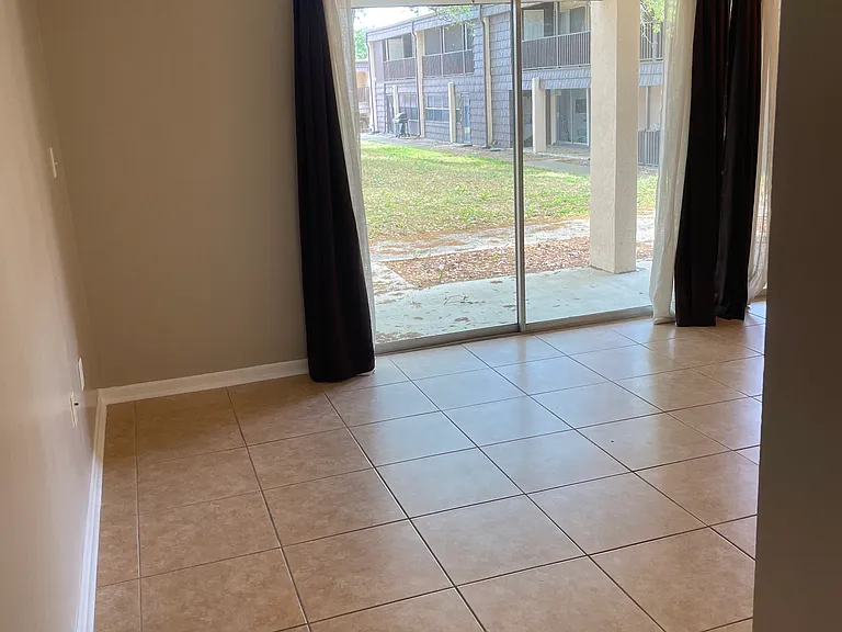 408 Marshall Ct NW #2 — Photo 19