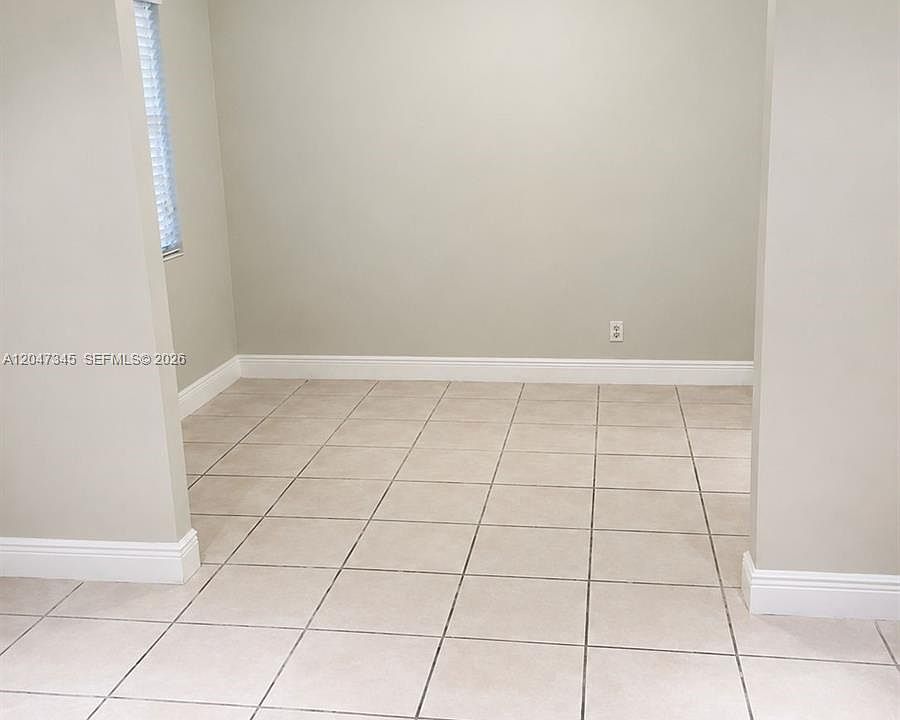 1st image of 500 NE 2nd St APT 419