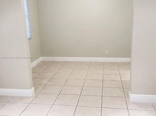 500 NE 2nd St APT 419, Dania, FL 33004