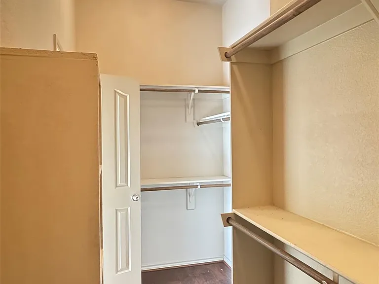 7704 Fallen Antler Pl — Photo 2