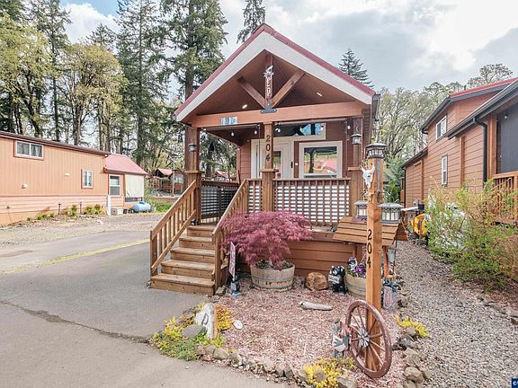 2nd image of 8372 Enchanted Way SE